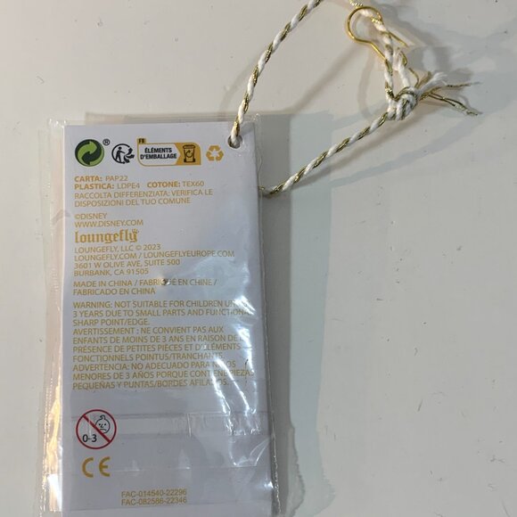 Loungefly Disney Stitch Shoppe Pascal With Flowers Pin New - Picture 2 of 2